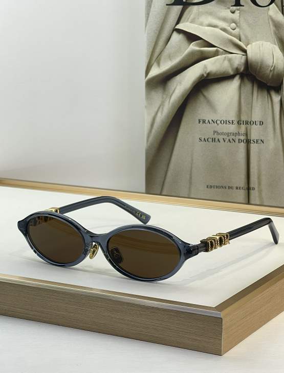 Picture of Dior Sunglasses _SKUfw76161939fw